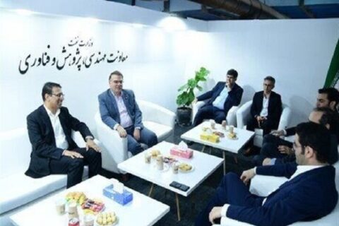 رونمایی از برنامه‌های سال ۱۴۰۴ صندوق بازنشستگی صنعت نفت با حضور رئیس هیئت‌رئیسه و امضای قراردادهای سرمایه‌گذاری بین‌المللی