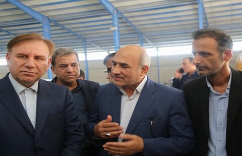 بازدید استاندار بوشهر از فاز دوم پروژه آب‌شیرین‌کن سیراف