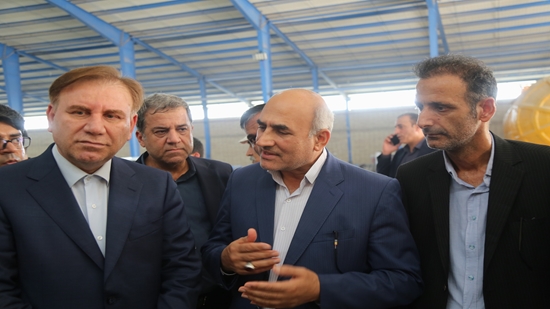 بازدید استاندار بوشهر از فاز دوم پروژه آب‌شیرین‌کن سیراف