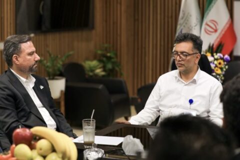 به گزارش نفت جنوب: در این نشست‌ها، دو طرف بر تقویت همکاری‌های مشترک، توسعه خدمات و ارتقای سطح پشتیبانی از صنعت در منطقه ویژه اقتصادی انرژی پارس تأکید کردند.