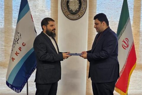 به گزارش نفت جنوب به نقل از روابط عمومی و امور بین‌الملل پتروشیمی امیرکبیر، طی حکمی از سوی عباس کشوری مدیرعامل و نایب‌رئیس هیأت‌مدیره شرکت سرمایه‌گذاری توسعه سرمایه رفاه، «حسام خوشبین‌فر» به‌عنوان سرپرست شرکت پتروشیمی امیرکبیر منصوب شد.