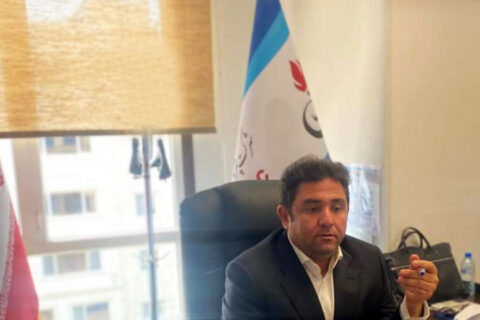 به گزارش نفت جنوب: با حکم هیئتمدیره شرکت پتروشیمی امیرکبیر، علی حیاتی به عنوان مدیرعامل جدید این شرکت منصوب شد.