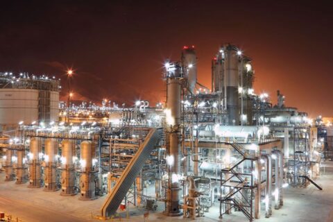 به گزارش نفت جنوب به نقل از بورس24، بر اساس افشای اطلاعات در سامانه کدال، شرکت پتروشیمی پارس که یکی از بازیگران کلیدی صنعت پتروشیمی کشور محسوب می‌شود، در شش‌ماهه منتهی به شهریور ۱۴۰۴ موفق به ثبت درآمد ۵۷ هزار و ۷۴۵ میلیارد تومان شده است.