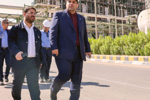 به گزارش نفت جنوب به نقل از روابط عمومی و امور بین‌الملل پتروشیمی امیرکبیر، مهندس حسام خوشبین‌فر سرپرست این شرکت، با هدف بررسی آخرین وضعیت تولید و روند فعالیت واحدهای مختلف، از بخش‌های گوناگون مجتمع بازدید به‌عمل آورد.