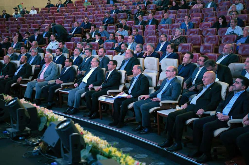 مجمععمومی عادی سالیانه شـرکت صـنایع پـتروشیمی خلیج فارس برگزار شد1