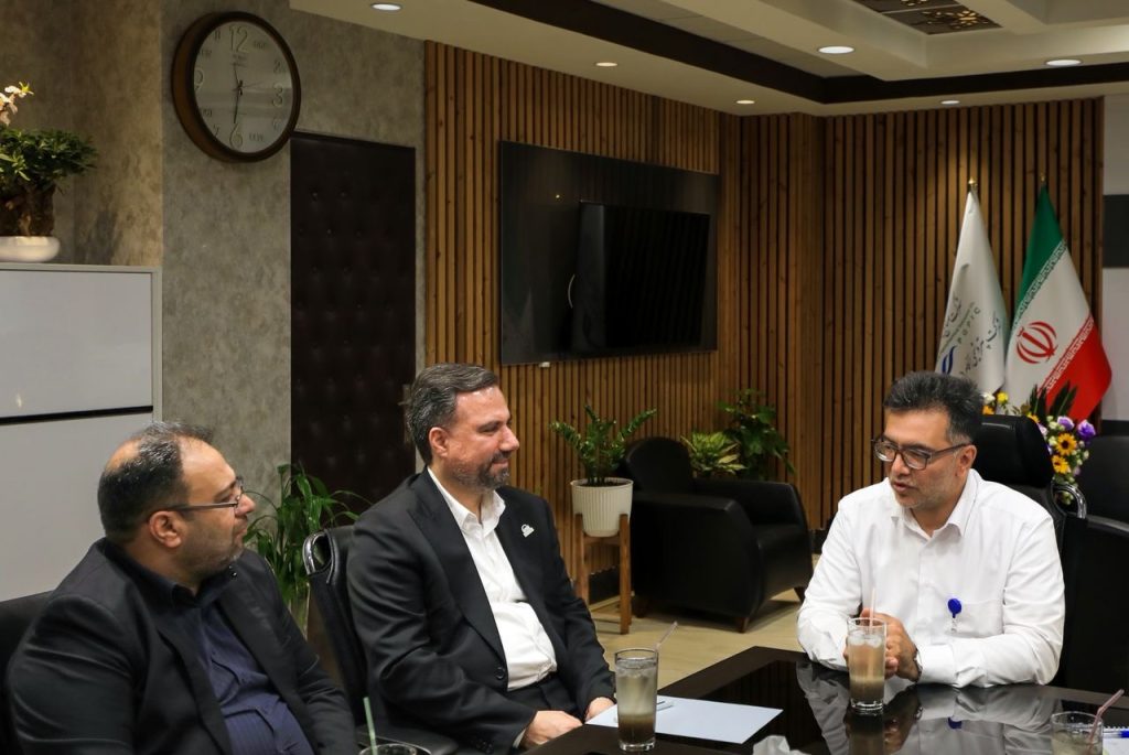 تأکید مدیران عامل پازارگاد و پتروشیمی‌های پارس، هنگام و کنگان بر توسعه همکاری‌ها درمنطقه