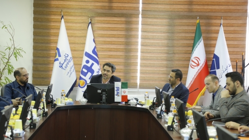 تأکید معاون نوآوری و اقتصاد دانش‌بنیان شستا بر شتاب نوآوری در شرکت نفت ایرانول1