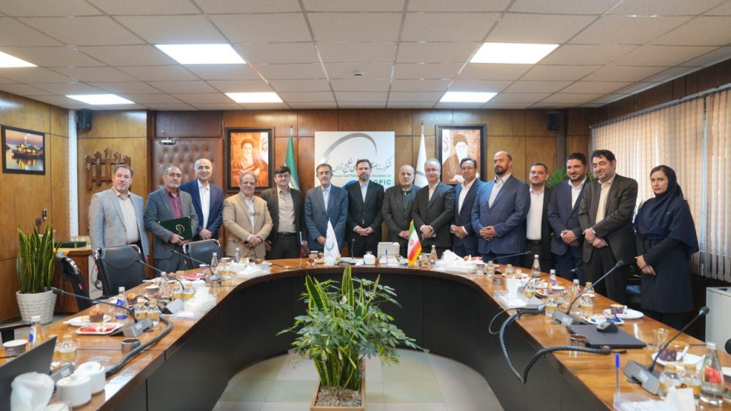 امضای تفاهمنامه سهجانبه پازارگاد، ماهشهر و جهاد دانشگاهی برای گسترش آموزشهای تخصصی و عمومی