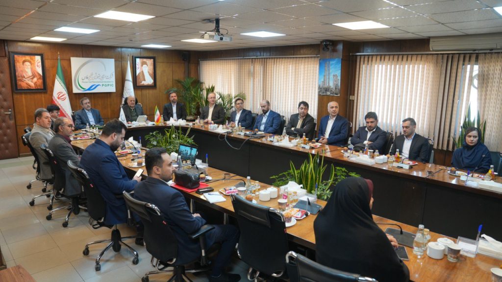 امضای تفاهمنامه سهجانبه پازارگاد، ماهشهر و جهاد دانشگاهی برای گسترش آموزشهای تخصصی و عمومی