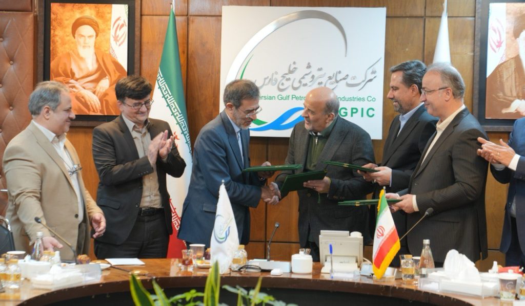 امضای تفاهمنامه سهجانبه پازارگاد، ماهشهر و جهاد دانشگاهی برای گسترش آموزشهای تخصصی و عمومی