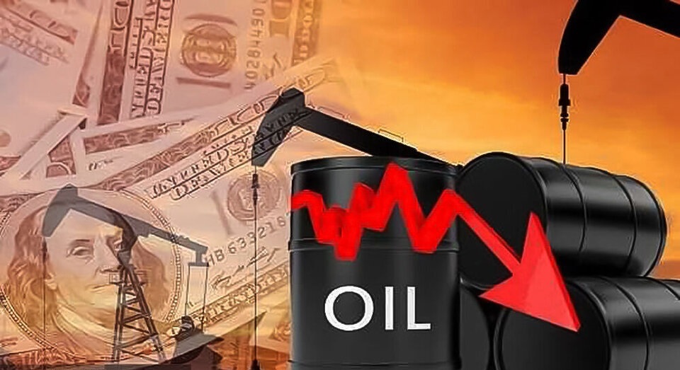 به گزارش نفت جنوب به نقل از وزارت نفت، قیمت نفت خام برنت دریای شمال در پایان معاملات هفته گذشته (جمعه، هجدهم مهر) با کاهش ۳ درصدی به ۶۲ دلار و ۷۳ سنت در هر بشکه رسید. در حالی‌ که در روزهای ابتدایی هفته به‌ دنبال تداوم حملات به پالایشگاه‌های روسیه و تصمیم محتاطانه اوپک‌پلاس برای لغو بخشی از کاهش عرضه داوطلبانه، قیمت‌ها صعودی شده بود، اما با اعلام آتش‌بس در غزه و تشدید تنش‌های تجاری میان آمریکا و چین، روند بازار دوباره نزولی شد.