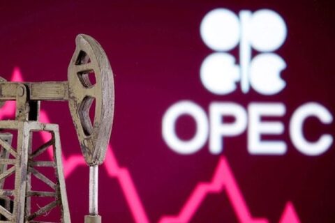 به گزارش نفت جنوب به نقل از رویترز، طبق گفته برخی نمایندگان در ائتلاف اوپک پلاس، این گروه احتمالا سطح تولید نفت را در اجلاس روز یکشنبه بدون تغییر نگه‌ داشته و بر سر مکانیسمی برای ارزیابی حداکثر ظرفیت تولید اعضا توافق خواهد کرد.