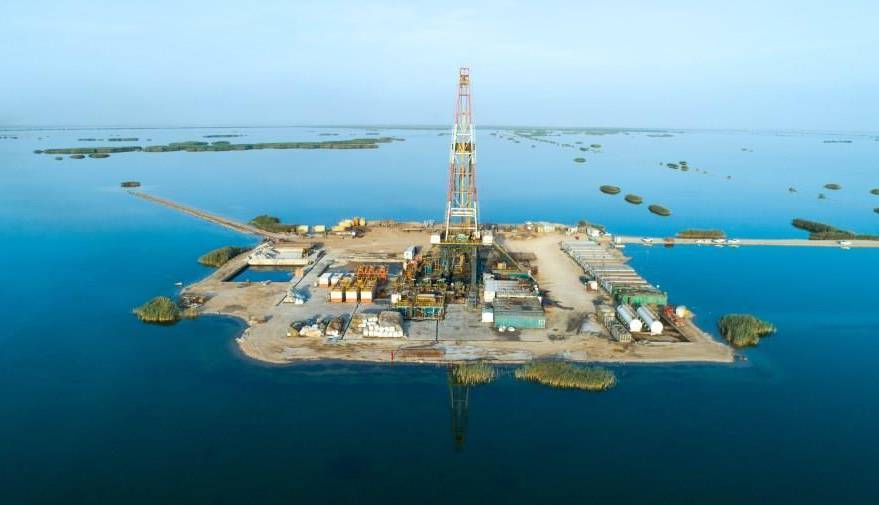 به گزارش نفت جنوب به نقل از ایسنا، حمید دریس با اعلام این خبر اظهار کرد: این طرح که در سه منیفولد شماره ۲، ۳ و ۷ میدان آزادگان جنوبی با ابتکار عمل مدیران و کارشناسان مجرب و متخصص این شرکت اجرا شد، با حداقل هزینه و در بازه زمانی کوتاه حدود یک‌ماهه، موفق به تحقق افزایش تولید حدود ۸۵۰۰ هزار بشکه‌ای در روز شد.