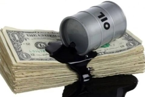 به گزارش نفت جنوب به نقل از ایسنا، قیمت نفت برنت با هفت سنت معادل ۰.۱۱ درصد افزایش، در ۶۵ دلار و هفت سنت در هر بشکه بسته شد، در حالی که قیمت نفت وست تگزاس اینترمدیت آمریکا با ۴۱ سنت معادل ۰.۶۸ درصد افزایش، در ۶۰ دلار و ۹۸ سنت در هر بشکه بسته شد.