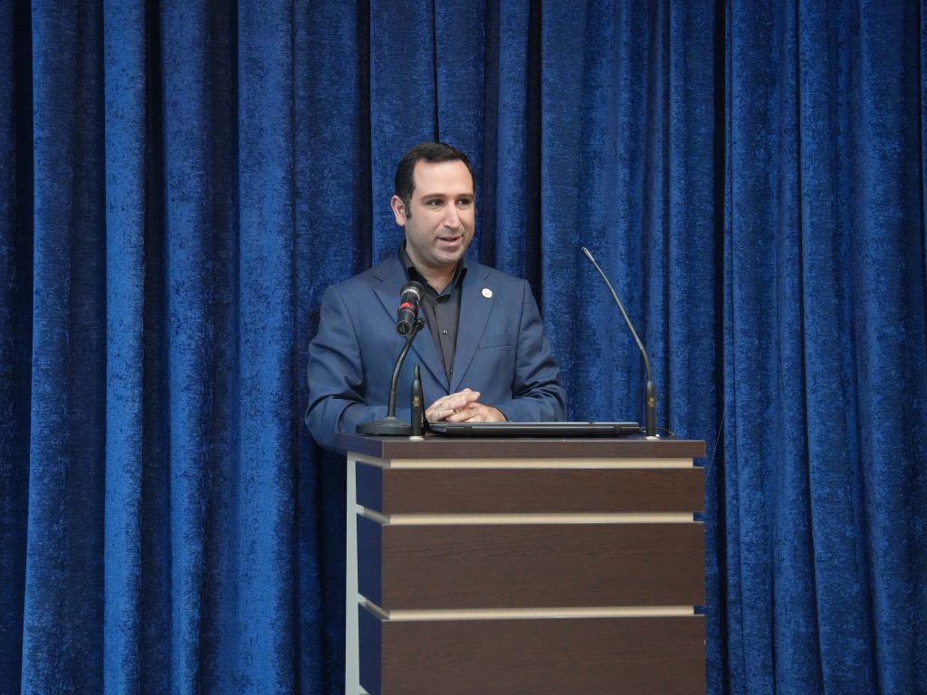 مراسم تقدیر و اهدای جوایز قهرمانان المپیاد آتشنشانی و ایمنی منطقه ویژه اقتصادی با حضور حسام خوشبینفر، مدیرعامل شرکت پتروشیمی مروارید برگزار شد.