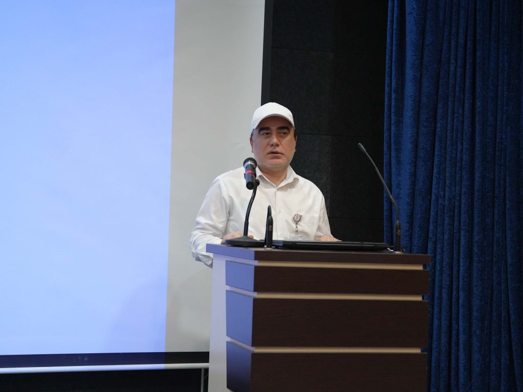 مراسم تقدیر و اهدای جوایز قهرمانان المپیاد آتشنشانی و ایمنی منطقه ویژه اقتصادی با حضور حسام خوشبینفر، مدیرعامل شرکت پتروشیمی مروارید برگزار شد.