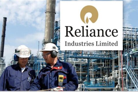 به گزارش نفت جنوب به نقل از خبرگزاری رویترز، چهار منبع تجاری روز سهشنبه (۲۷ آبان) اعلام کردند شرکت ریلاینس هند یک میلیون بشکه نفت خام سنگین را از شرکت نفت کویت (کیپیسی KPC) از طریق مناقصه خریده است.