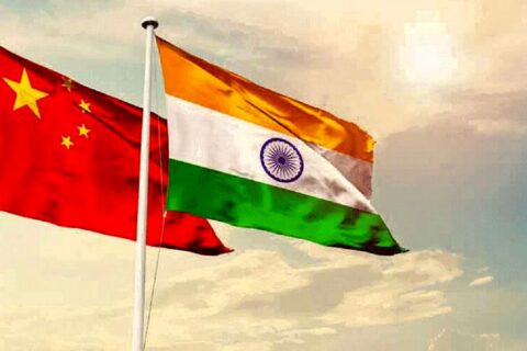 به گزارش نفت جنوب به نقل از تارنمای اویل پرایس، این دو واردکننده بزرگ نفت عمدتاً محموله‌های نفتی خاورمیانه را خریداری کرده‌اند و این محموله‌ها با تخفیف فروخته می‌شدند. چین خریدار بزرگ‌تر بوده و هند از ابتدای ماه خرید خود را تنها به‌طور جزئی افزایش داده است. خریدهای انجام شده در ماه جاری میلادی بیشتر از امارات و مقداری نیز از نفت کویتی بوده است. پالایشگاه های هندی مشتری نفت خام غرب آفریقا و مقداری نفت قطری نیز بوده اند.