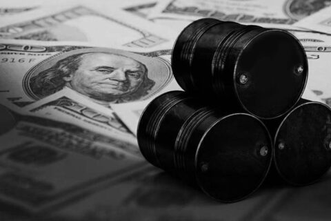 به گزارش نفت جنوب به نقل از دبیرخانه سازمان کشورهای صادرکننده نفت (اوپک)، تولید نفت ۱۲ کشور عضو این سازمان بر اساس تازهترین گزارش (ماه نوامبر)، در ماه اکتبر (مهر - آبان)، درمجموع ۲۸ میلیون و ۴۶۰ هزار بشکه در روز بوده که نسبت به ماه سپتامبر (شهریور - مهر)، ۳۳ هزار بشکه در روز افزایش داشته است.