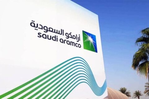 به گزارش نفت جنوب به نقل از مهر، آنچه امروز با عنوان «چابک‌سازی شرکت ملی نفت ایران» مطرح می‌شود، بیش از آن‌که صرفاً یک برنامه سازمانی باشد، به چالشی راهبردی در قلب صنعت انرژی کشور تبدیل شده است. پس از سال‌ها گسترش ساختار دیوان‌سالار، تعدد شرکت‌های فرعی و لایه‌های تصمیم‌گیری سنگین، وزارت نفت تلاش دارد سازمان مادر را بازتعریف کند؛ تلاشی که منتقدان آن را «شعار دیرهنگام در برابر رقبایی چالاک» می‌دانند.