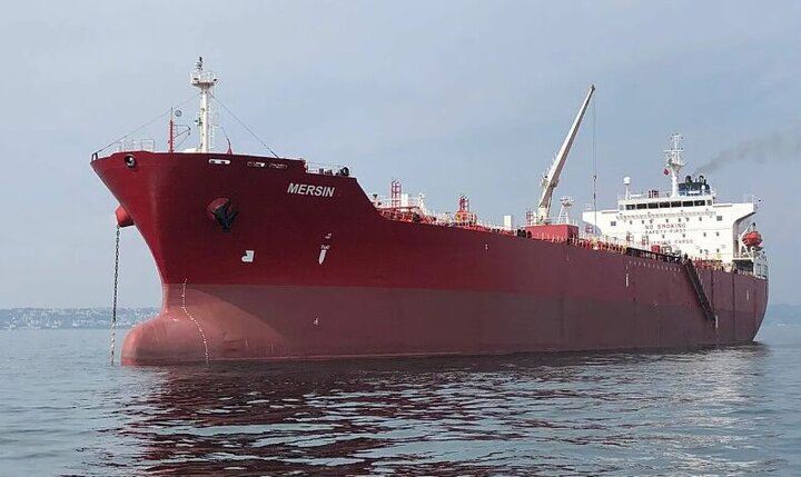 به گزارش نفت جنوب به نقل از اویل پرایس، نرخ روزانه اجاره کشتی برای حمل کالاهای اساسی در سال جاری میلادی جهش چشمگیری داشته و نرخ نفت‌کش‌ها با رشد خیره‌کننده 467 درصدی مواجه بوده‌است. این افزایش قیمت در حالی رخ داده که مالکان کشتی‌ها برای حمل حجم فزاینده محموله‌ها با مجموعه‌ای از اختلال‌ها در مسیر و تحریم‌ها دست‌وپنجه نرم می‌کنند.