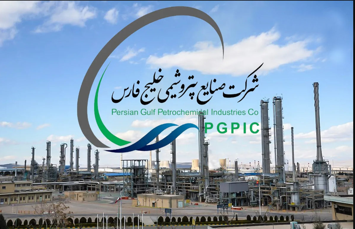 به گزارش نفت جنوب: علی خضریان نماینده تهران و عضو کمیسیون اصل نود مجلس شورای اسلامی در گفت‌وگو با صدای پتروشیمی، با انتقاد از عملکرد هلدینگ خلیج فارس در دوره مدیریتی جدید گفت: متأسفانه طی ماه‌های اخیر حجم قابل توجهی از انتصاب‌های انجام شده در هلدینگ خلیج فارس بدون هیچ گونه استعلام قانونی صورت گرفته است که این موضوع برخلاف الزامات نظارتی است.