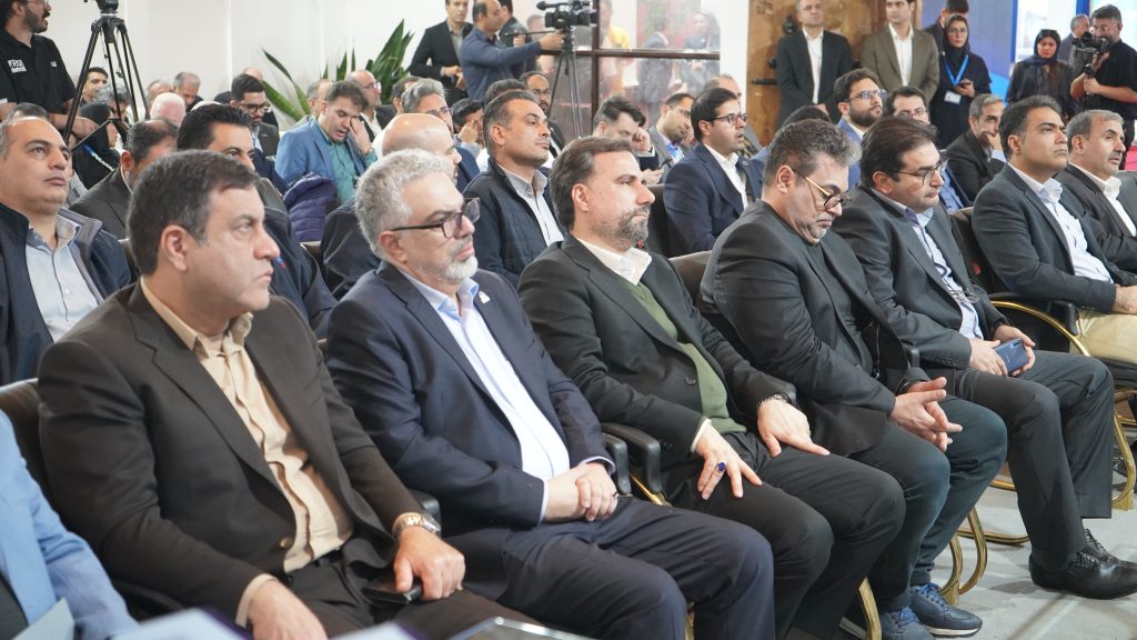 جایزه دستاورد برتر صنعت نفت، گاز و پتروشیمی به پازارگاد رسید