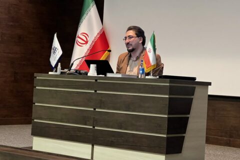 به گزارش نفت جنوب به نقل از روابط عمومی شرکت مهندسی و ساخت تاسیسات دریایی ایران بهعنوان یکی از دستگاههای پیشرو در بهرهگیری از فناوریهای نوین و هوش مصنوعی، در راستای ارتقای سطح دانش تخصصی و توانمندسازی کارکنان در مواجهه با تحولات فناورانه، دوره تخصصی «تولید محتوا با هوش مصنوعی و مهندسی پرامپت» را در تاریخ هجدهم آذرماه برگزار کرد.