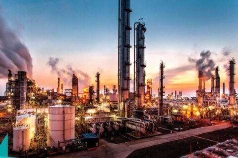 به گزارش نفت جنوب به نقل از روابط عمومی شرکت پتروشیمی تبریز، این شرکت به‌عنوان یکی از بازیگران باسابقه و اثرگذار صنعت پتروشیمی کشور، با درج نماد معاملاتی «شتبریز» در بورس اوراق بهادار تهران، رسماً وارد بازار سرمایه شد و به‌عنوان ششصد و سی‌ویکمین شرکت پذیرفته‌شده، در فهرست شرکت‌های بورسی قرار گرفت.