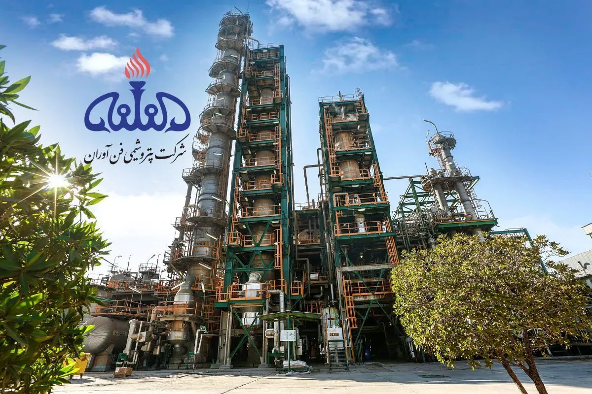 به گزارش نفت جنوب به نقل از ایلنا، حسین رفیق‌دوست، مدیرعامل شرکت پتروشیمی فن‌آوران در جلسه فرصت‌ها و دستاوردهای پتروشیمی فناوران اظهار کرد: شرکت پتروشیمی فن‌آوران یکی از مجتمع‌های بسیار استراتژیک در منطقه ویژه اقتصادی ماهشهر به‌شمار می‌رود و نقش مهمی در تأمین خوراک برای مجتمع‌هایی نظیر بندر‌امام، تندگویان، کارون، شیمی‌باف، نخل اسماری و پتروشیمی رازی ایفاء می‌کند.