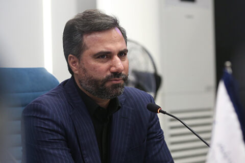 به گزارش نفت جنوب: وی افزود: «این افزایش سرمایه، توان مالی پازارگاد را برای ارائه خدمات بهینه و افزایش قدرت پشتیبانی از تولید و صنعت، به‌ویژه در صنعت پتروشیمی، به‌طور محسوسی تقویت می‌کند و امکان اجرای برنامه‌های توسعه‌ای شرکت را با انسجام، سرعت و اثربخشی بیشتری فراهم می‌سازد.»