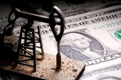 به گزارش نفت جنوب به نقل ازایسنا، قیمت آتی نفت برنت با ۶۵ سنت معادل ۱.۱ درصد افزایش، در ۶۰ دلار و ۴۷ سنت در هر بشکه بسته شد. قیمت نفت وست تگزاس اینترمدیت (WTI) آمریکا با ۵۱ سنت معادل ۰.۹ درصد افزایش، در ۵۶ دلار و ۶۶ سنت در هر بشکه بسته شد.