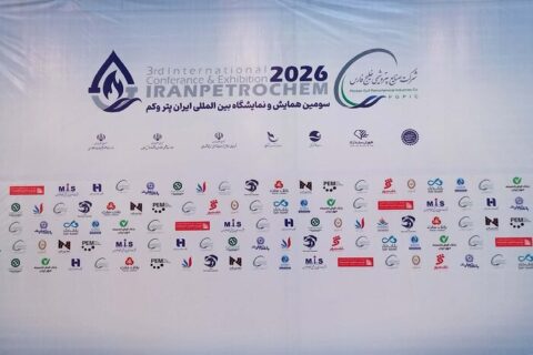 به گزارش نفت جنوب به نقل از ایرنا، در این گردهمایی تخصصی صنعت پتروشیمی که تحت عنوان «ایران پتروکم ۱۴۰۴ ـ IRAN PETROCHEM ۲۰۲۶» و در محل نمایشگاه های بین المللی کیش برپا شده، بیش از ۲۰۰ شرکت فعال در این صنعت، آخرین یافته ها و توانمندیهای خود را عرضه کردهاند.