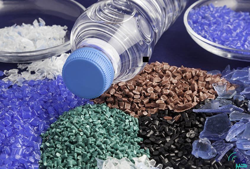 به گزارش نفت جنوب به نقل از شرکت ملی صنایع پتروشیمی، مقدار کل عرضه‌ها در آبان به ۷۲۸.۲۰۱ تن رسید که ۲۱۶.۲۸۸ تن آن به‌صورت اعتباری بود، به‌صورتی که عرضه اعتباری نسبت به کل عرضه‌ها ۳۰ درصد و مقدار معامله‌ها به‌صورت اعتباری ۸۳.۳۶۴ تن بوده است.